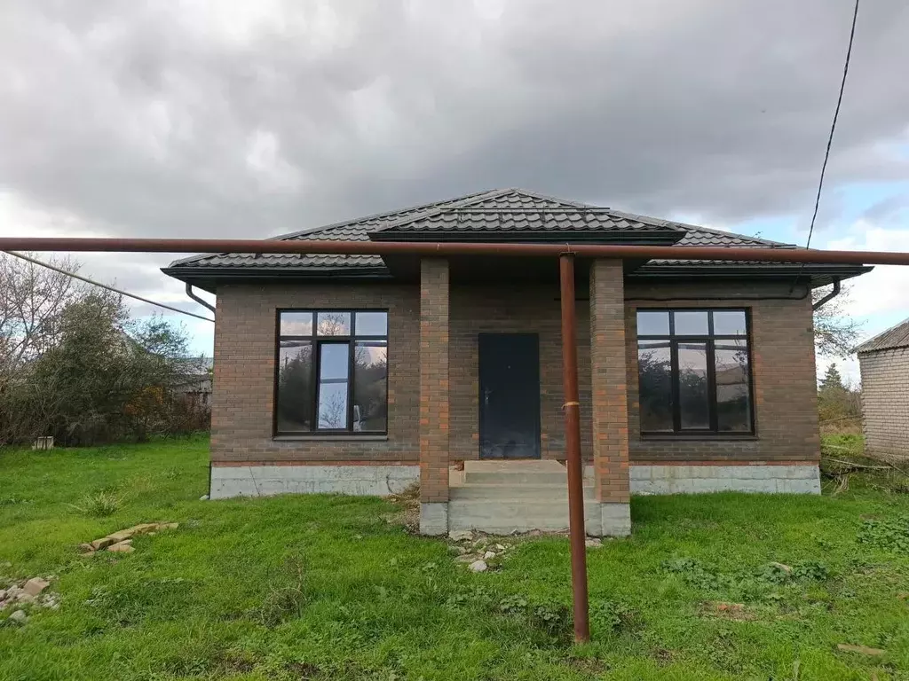 Дом в Краснодарский край, Северский район, Новодмитриевское с/пос, ... - Фото 2