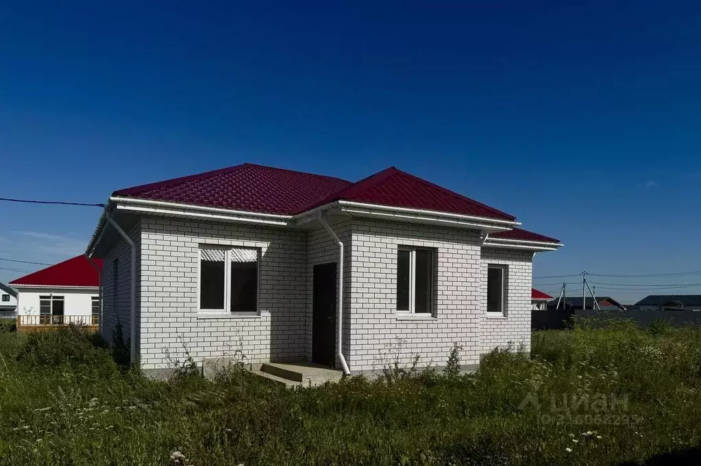 Дом в Свердловская область, Белоярский муниципальный округ, пос. ... - Фото 1