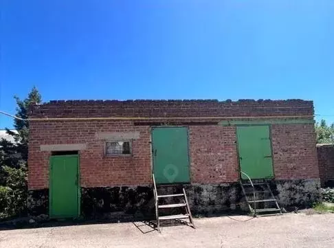 Помещение свободного назначения в Ростовская область, пос. Целина ул. ... - Фото 1