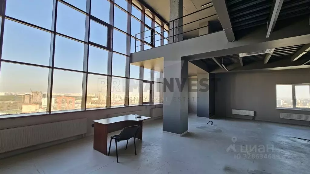 Студия Челябинская область, Челябинск ул. Воровского, 62 (232.0 м) - Фото 1