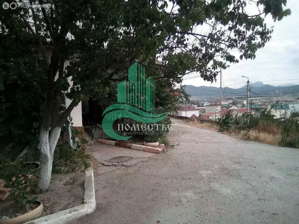 2-комнатная квартира: Судак, улица Гагарина, 50/2 (60 м) - Фото 1