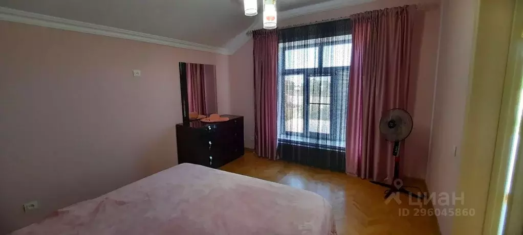 Дом в Дагестан, Дербент ул. Березка, 5 (150 м) - Фото 1