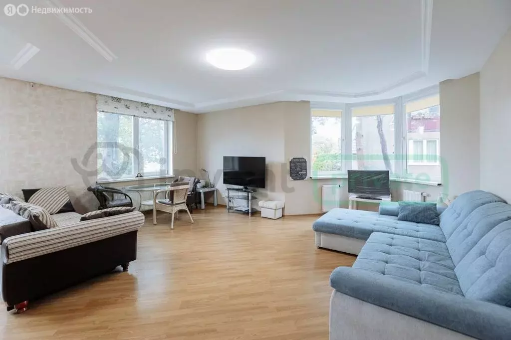 2-комнатная квартира: Светлогорск, Зелёная улица, 12 (61 м) - Фото 0