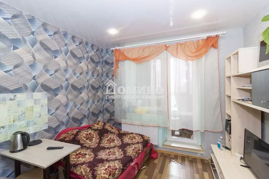 Студия Тюменская область, Тюмень ул. Новоселов, 115 (17.0 м) - Фото 1