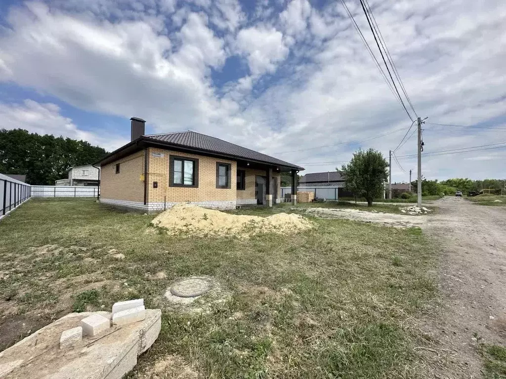 Дом в Воронежская область, Хохольский район, Петинское с/пос, пос. ... - Фото 2