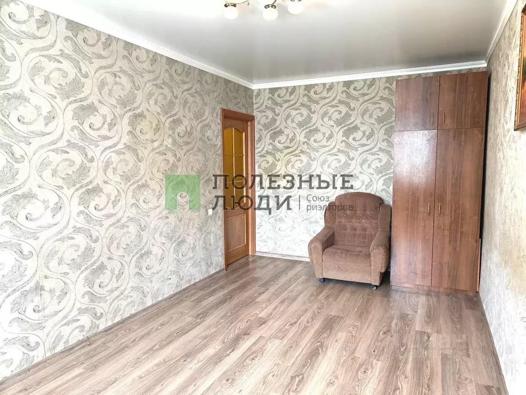 2-к кв. Орловская область, Кромы пгт ул. К. Маркса, 89 (41.1 м) - Фото 1