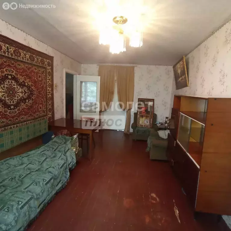 3-комнатная квартира: Кузнецк, улица Белинского, 48 (57.8 м) - Фото 0