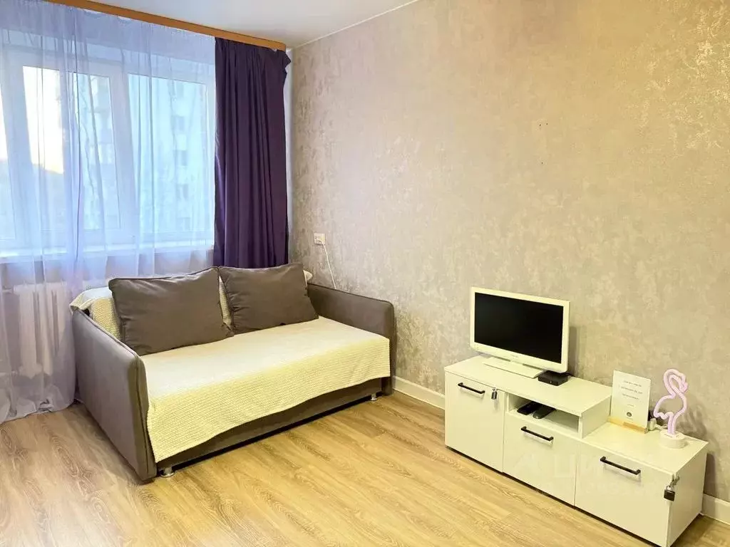 1-к кв. Тюменская область, Тюмень ул. Республики, 174 (35.0 м) - Фото 2