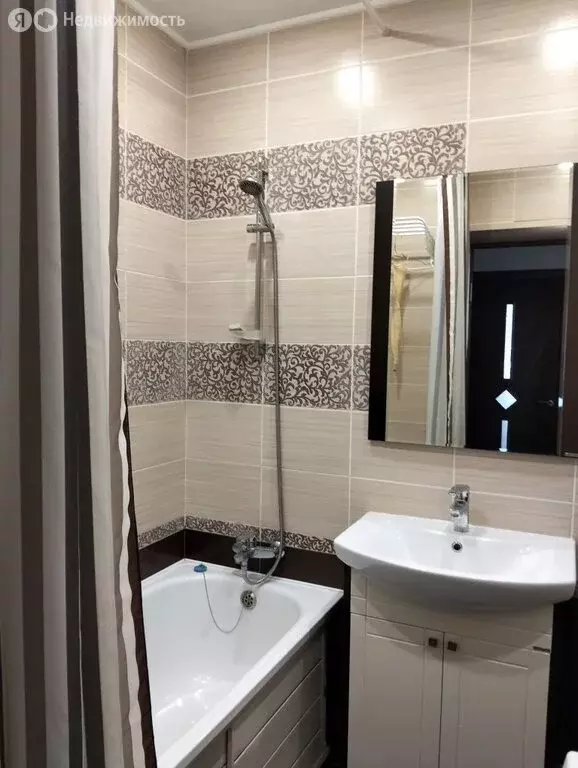 1-комнатная квартира: Энгельс, улица Шурова Гора, 7/9 (40 м) - Фото 1