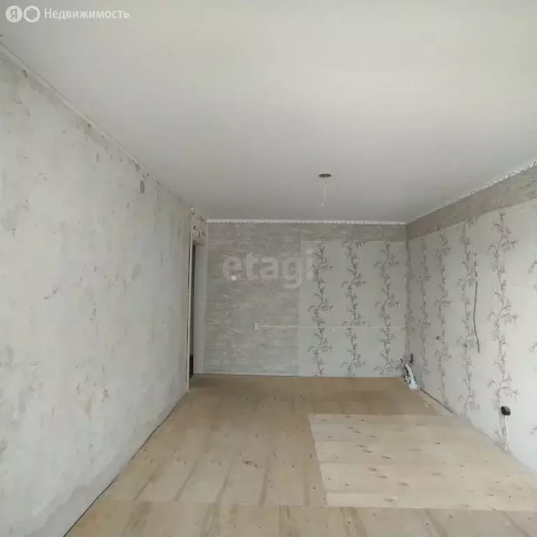 2-комнатная квартира: Ялуторовск, улица Лизы Чайкиной, 28 (47 м) - Фото 2