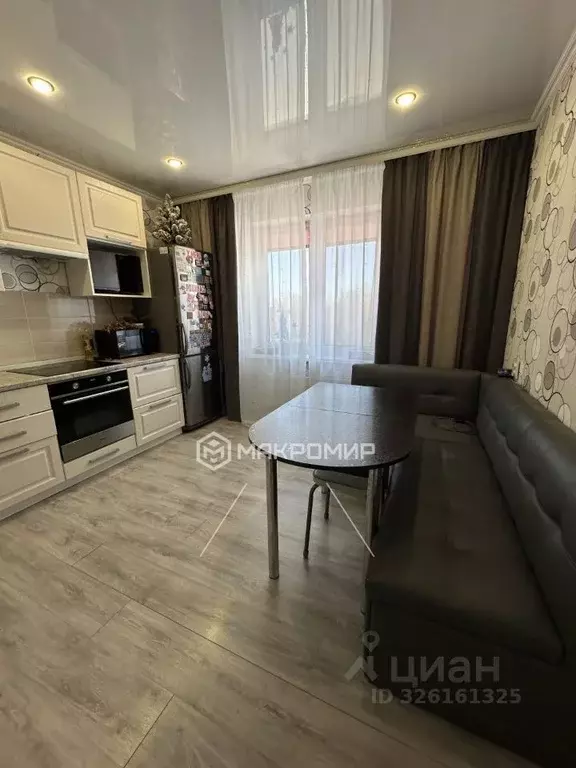 2-к кв. Брянская область, Брянск Флотская ул., 4 (61.5 м) - Фото 2