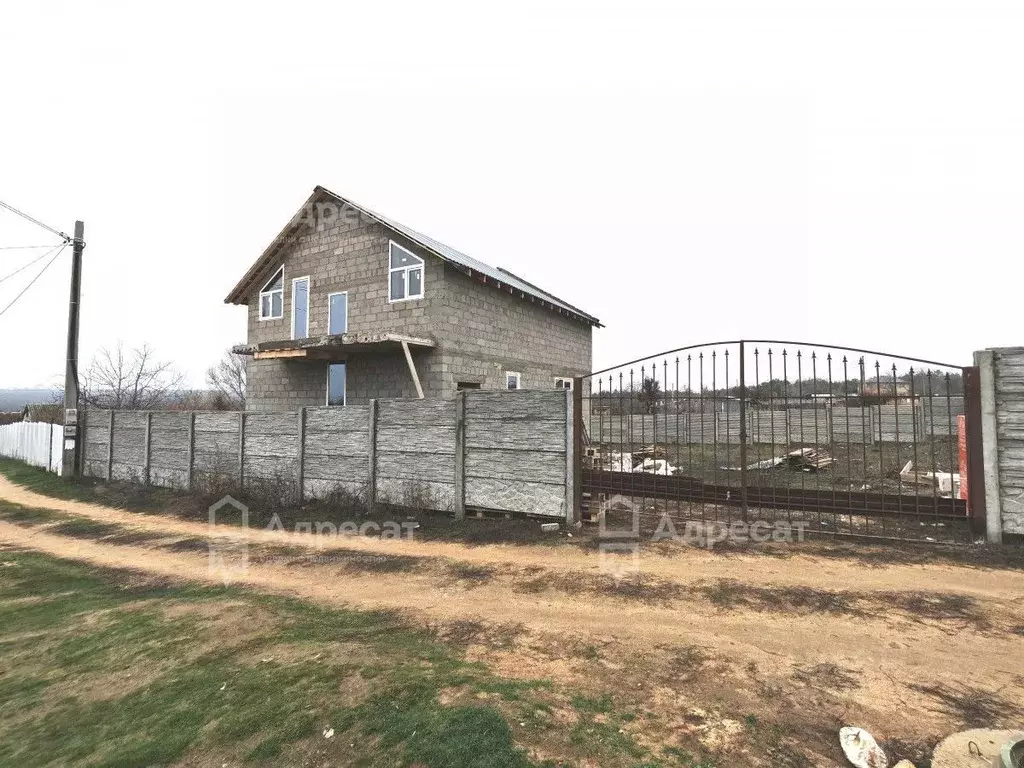 Дом в Волгоградская область, Волгоград Мичуринец СНТ, № 4 массив,  ... - Фото 1