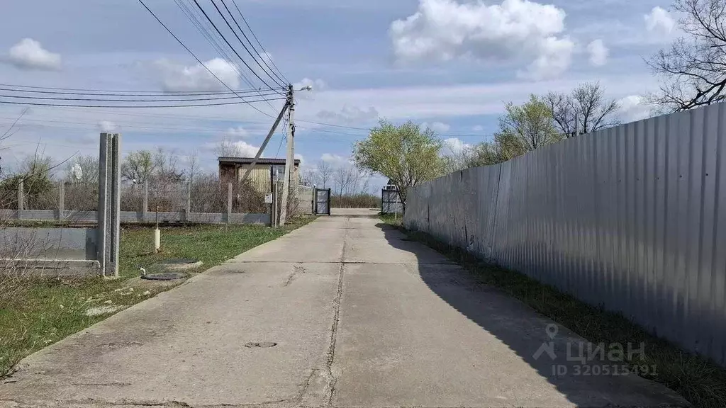 Участок в Крым, Бахчисарайский район, с. Песчаное ул. Набережная, 12А ... - Фото 1