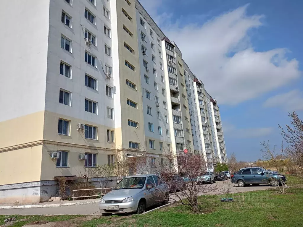 2-к кв. Саратовская область, Энгельс ул. Марины Расковой, 10Г (57.4 м) - Фото 0
