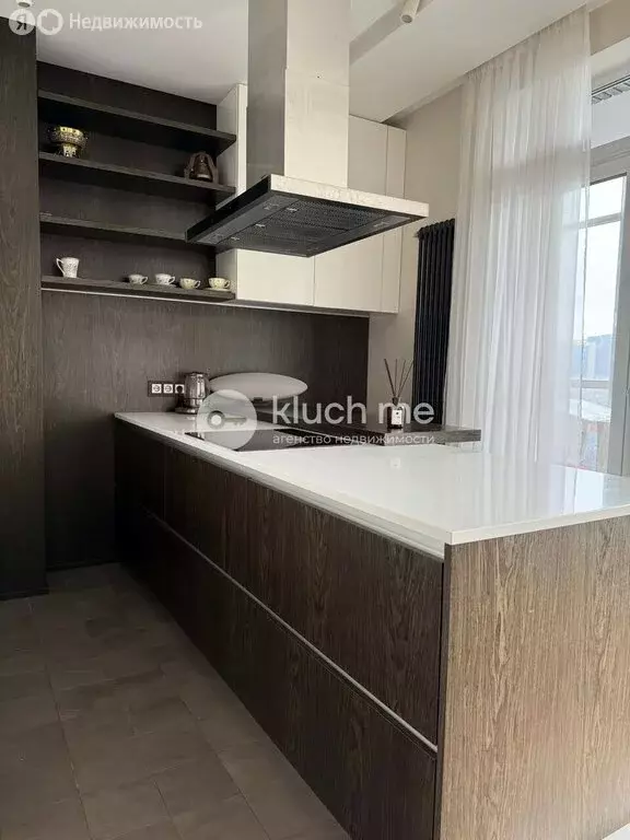 3-комнатная квартира: Казань, улица Тихомирнова, 19 (93 м) - Фото 1