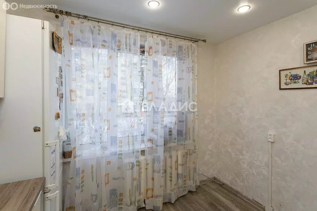 3-комнатная квартира: Владимир, Перекопский военный городок, 5 (63.6 ... - Фото 2