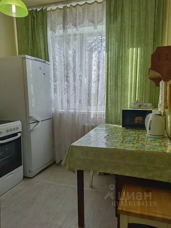 1-к кв. Свердловская область, Среднеуральск ул. Калинина, 27а (30.1 м) - Фото 0
