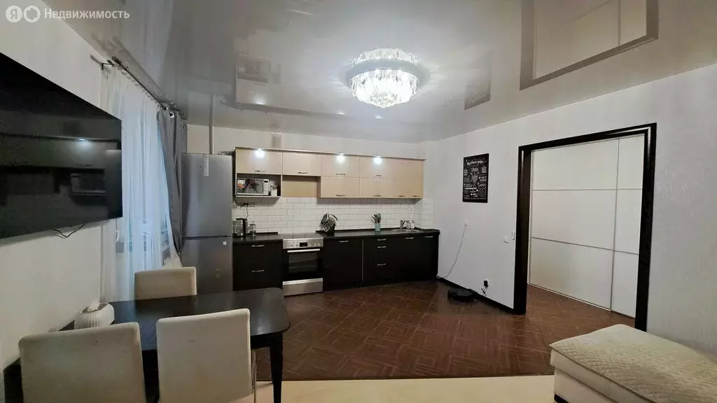 2-комнатная квартира: Киров, Солнечная улица, 55 (77.2 м) - Фото 2