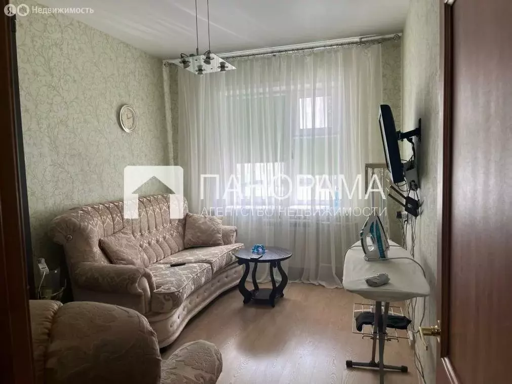 3-комнатная квартира: Якутск, улица Короленко, 28 (74 м) - Фото 0