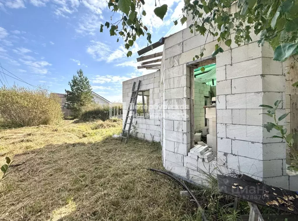 Участок в Ленинградская область, Ломоносовский район, Пениковское ... - Фото 0