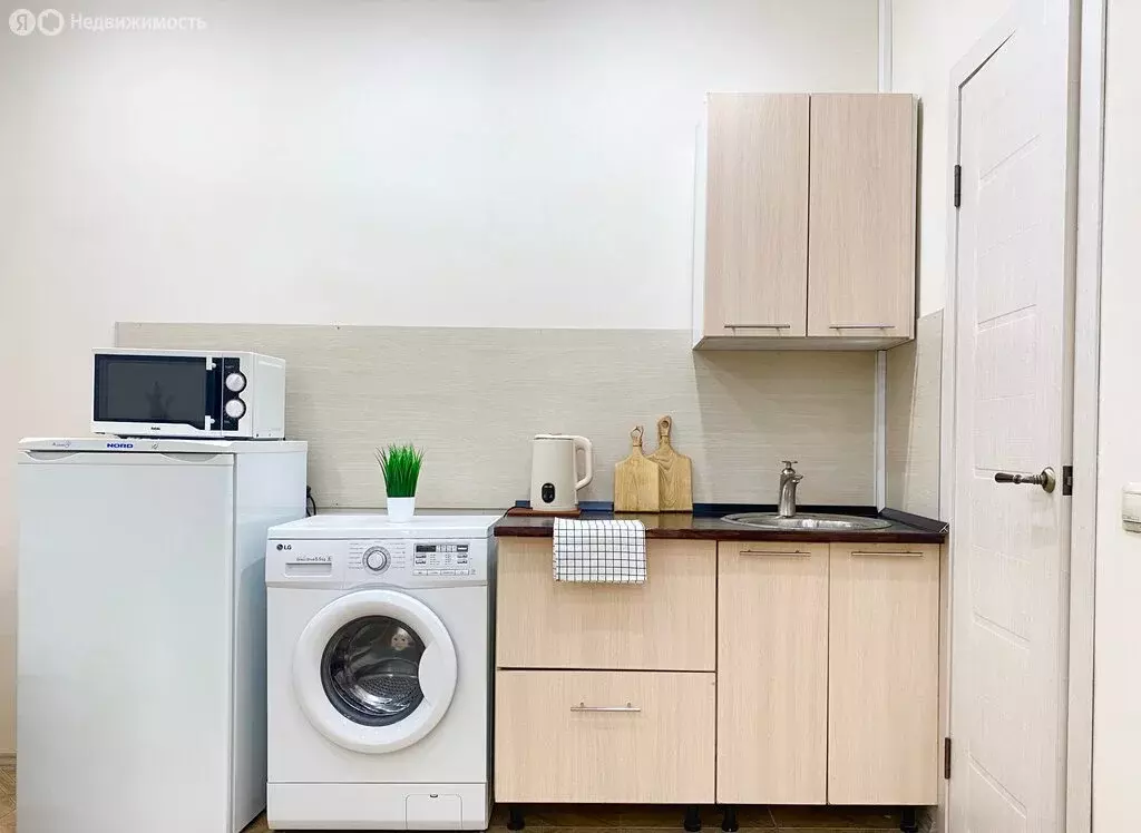 3-комнатная квартира: Иркутск, улица Пискунова, 102 (61.7 м) - Фото 2