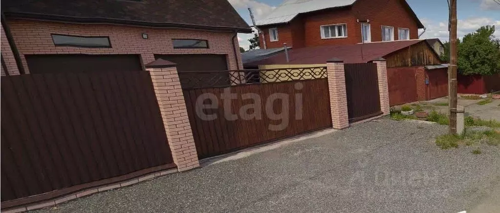 Дом в Свердловская область, Арамиль ул. Малышева, 17 (410 м) - Фото 2