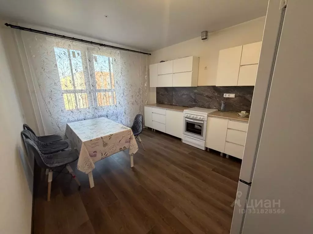 4-к кв. Москва Ленинградское ш., 228к1 (100.0 м) - Фото 1