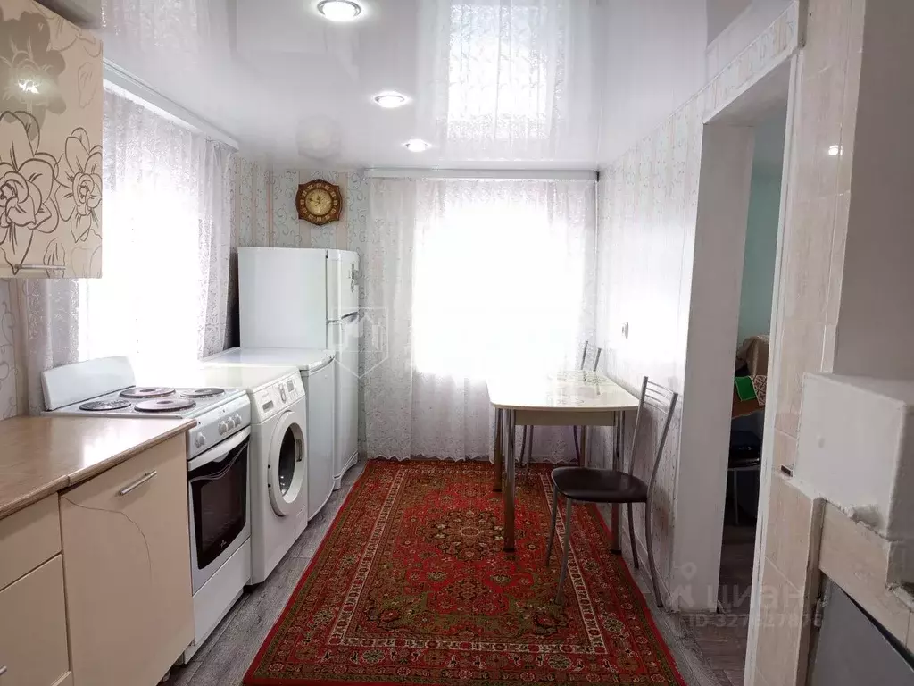 Дом в Кемеровская область, Ленинск-Кузнецкий пер. Головина (53 м) - Фото 1