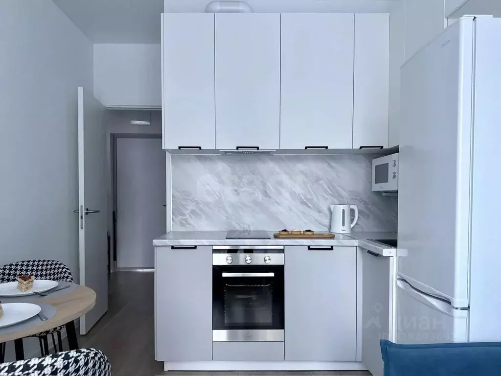 1-к кв. Тюменская область, Тюмень ул. Юрия Рогачева, 11к2 (29.7 м) - Фото 1