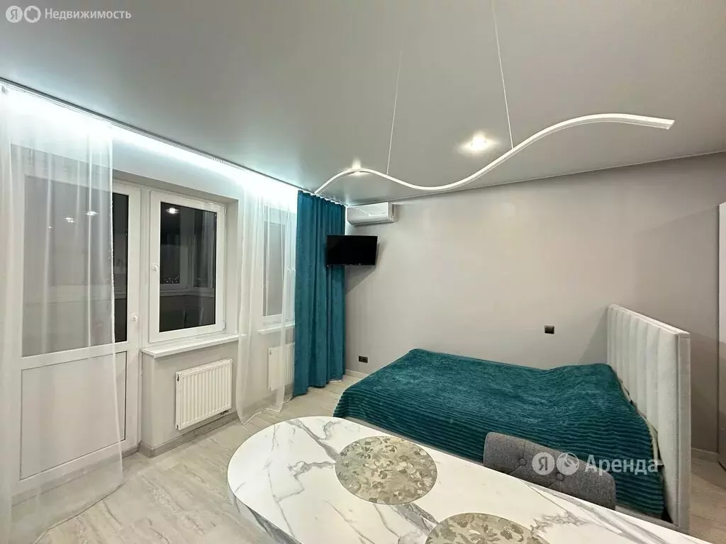 Квартира-студия: Краснодар, улица им. Мурата Ахеджака, 12к8 (26 м) - Фото 1