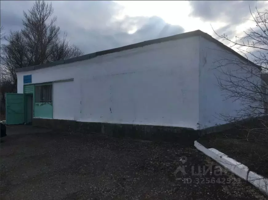 Торговая площадь в Саратовская область, Татищевский район, Садовское ... - Фото 1