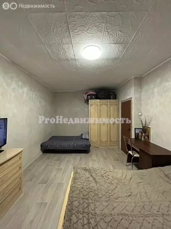 3-комнатная квартира: Кызыл, улица Калинина, 4 (64.7 м) - Фото 1