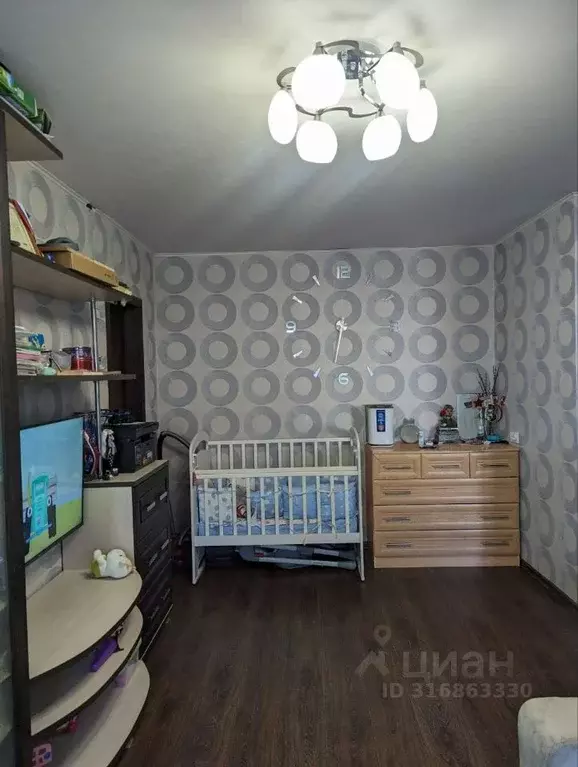 2-к кв. Челябинская область, Копейск пос. Октябрьский, ул. Ленина, 17 ... - Фото 0