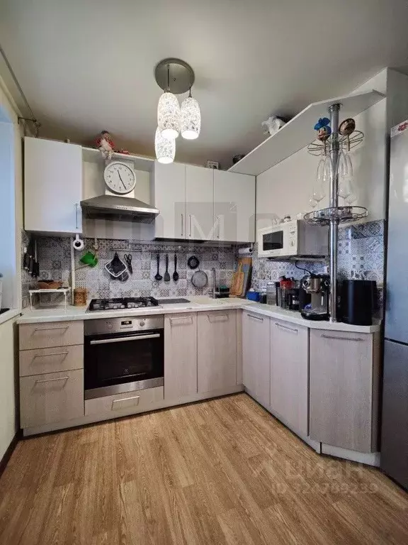 2-к кв. Свердловская область, Екатеринбург ул. Цвиллинга, 16 (53.2 м) - Фото 1