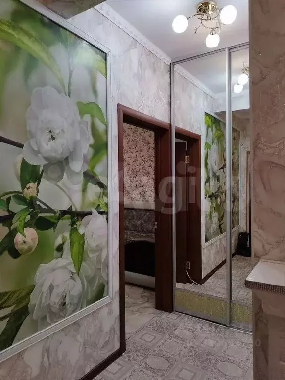 2-к кв. Ямало-Ненецкий АО, Новый Уренгой просп. Губкина, 21А (59.2 м) - Фото 1