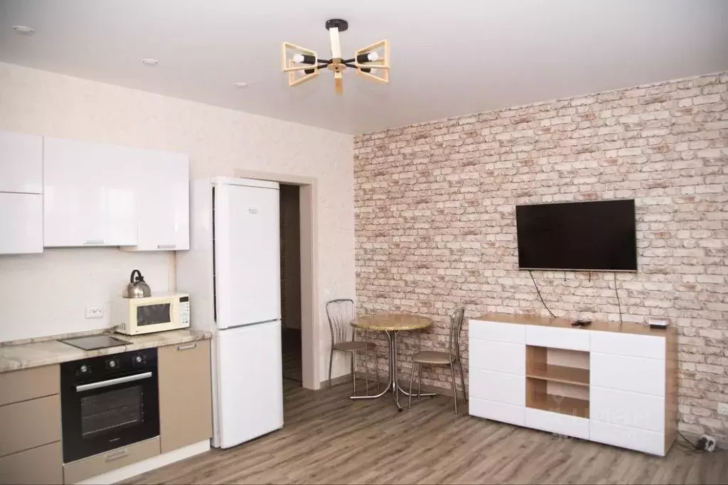 Студия Татарстан, Казань ул. Сабира Ахтямова, 1к2 (33.0 м) - Фото 1