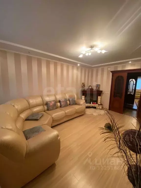 3-к кв. Вологодская область, Вологда ул. Южакова, 2 (87.8 м) - Фото 1