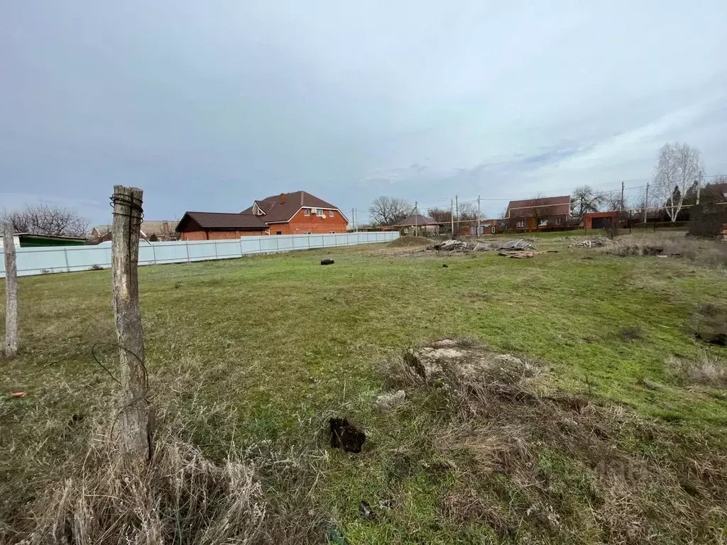 Участок в Ростовская область, Цимлянский район, Лозновское с/пос, пос. ... - Фото 2