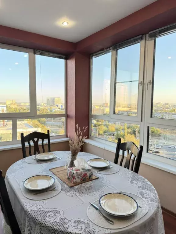 1-к кв. Волгоградская область, Волгоград Новороссийская ул., 11 (60.0 ... - Фото 1