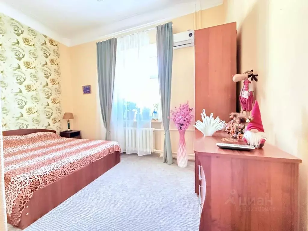 4-к кв. Севастополь ул. Большая Морская, 15 (70.0 м) - Фото 1