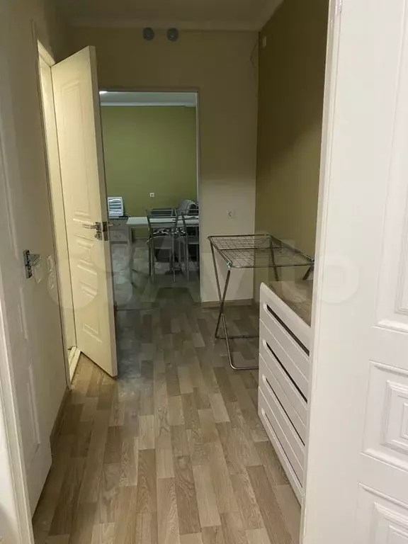 2-к. квартира, 60 м, 1/10 эт. - Фото 0