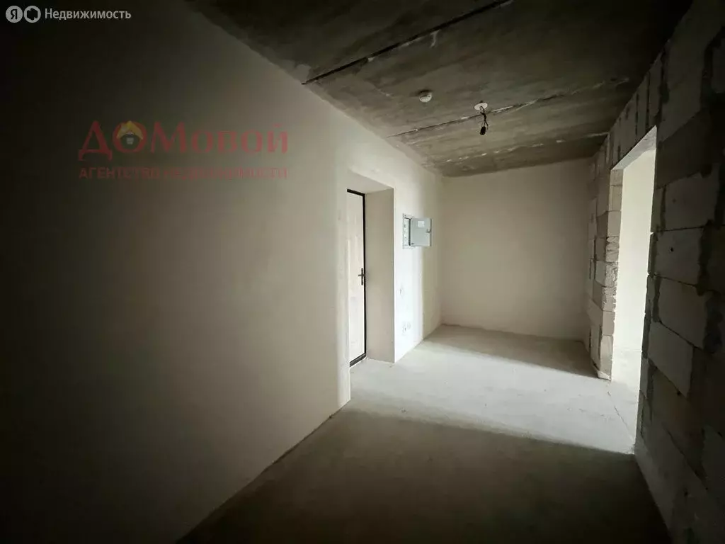 2-комнатная квартира: Смоленск, 2-я Киевская улица, 18А (74.4 м) - Фото 2