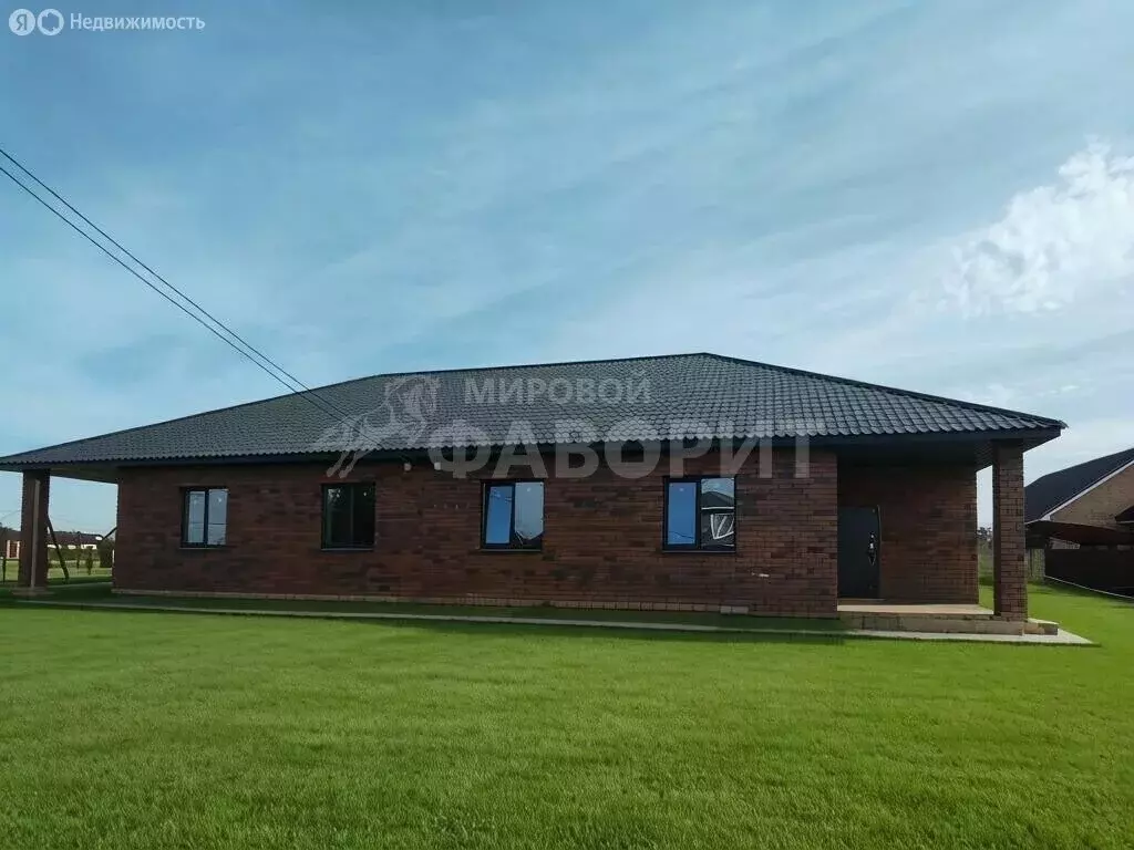 Дом в село Ивановка, Адмиралтейская улица, 61 (108 м) - Фото 1