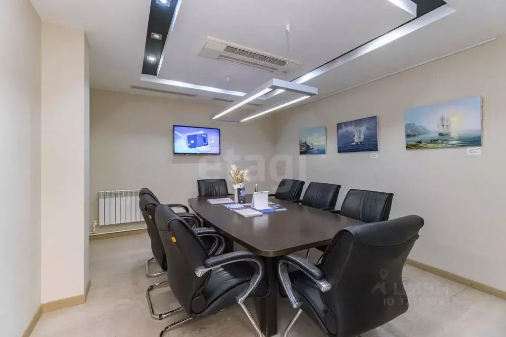 Офис в Тюменская область, Тюмень ул. Челюскинцев, 1 (354 м) - Фото 1