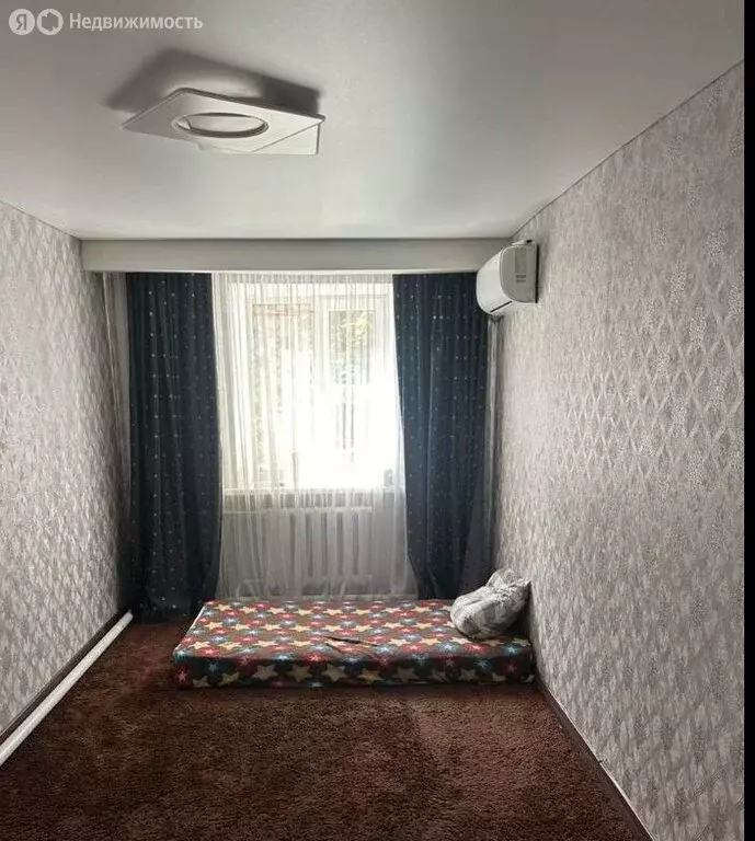 3-комнатная квартира: Новошахтинск, Парковая улица, 9 (56 м) - Фото 1
