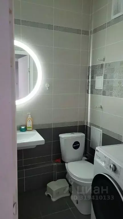 2-к кв. Саха (Якутия), Якутск 203-й мкр, 29 (58.0 м) - Фото 1