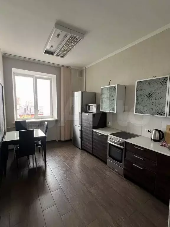 1-к. квартира, 40 м, 4/8 эт. - Фото 1
