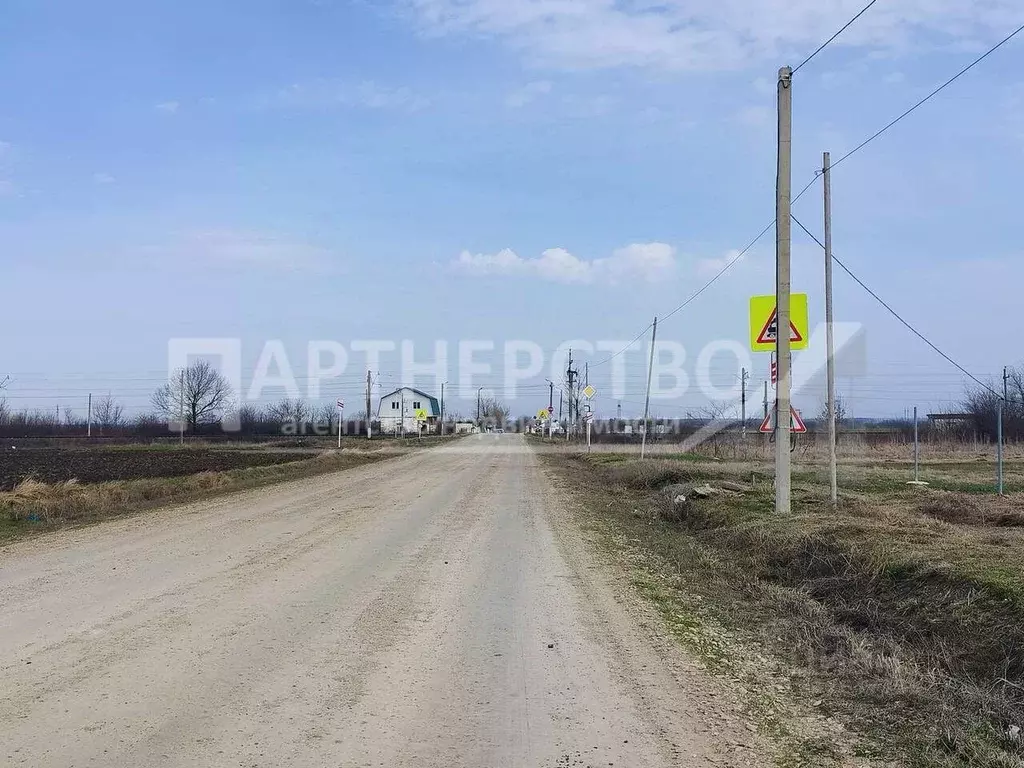 Участок в Краснодарский край, Северский район, Черноморское городское ... - Фото 0