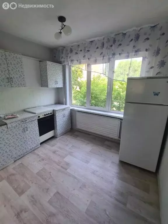 3-комнатная квартира: Пенза, проспект Строителей, 35 (69.7 м) - Фото 0