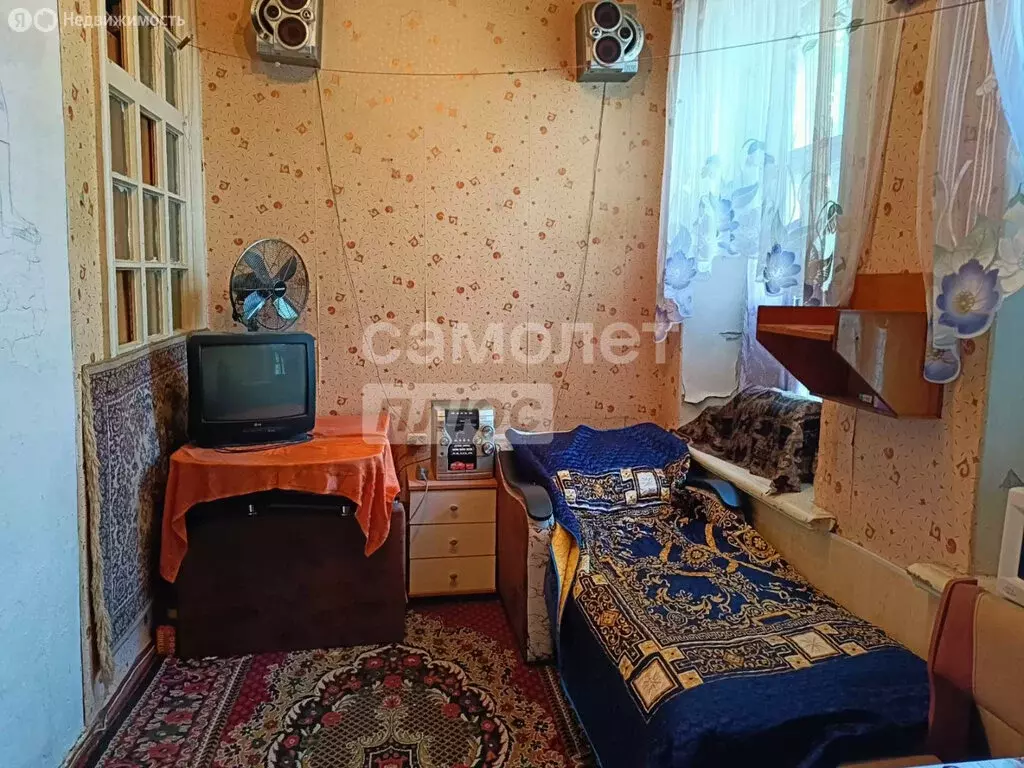 2-комнатная квартира: Астрахань, Покровская площадь, 4 (18.6 м) - Фото 0